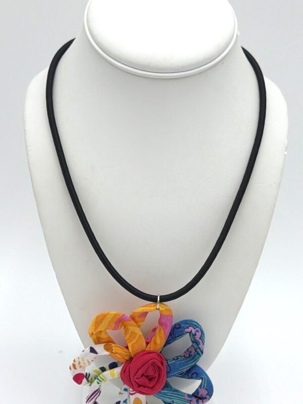 Fabric Daisy Necklace